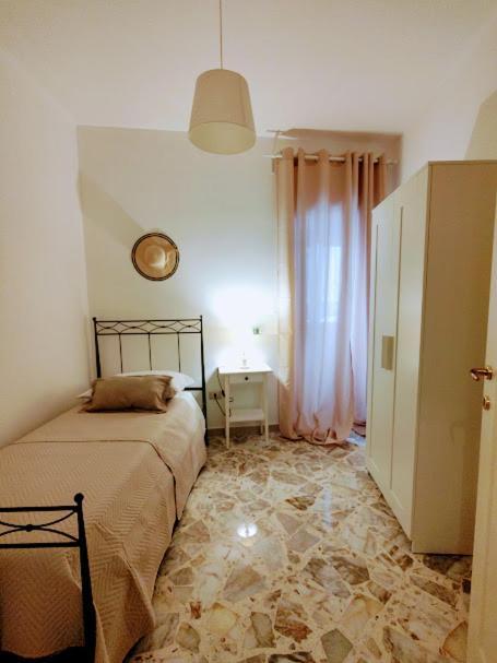 Apartamento L'Acqua Marin Bari Exterior foto