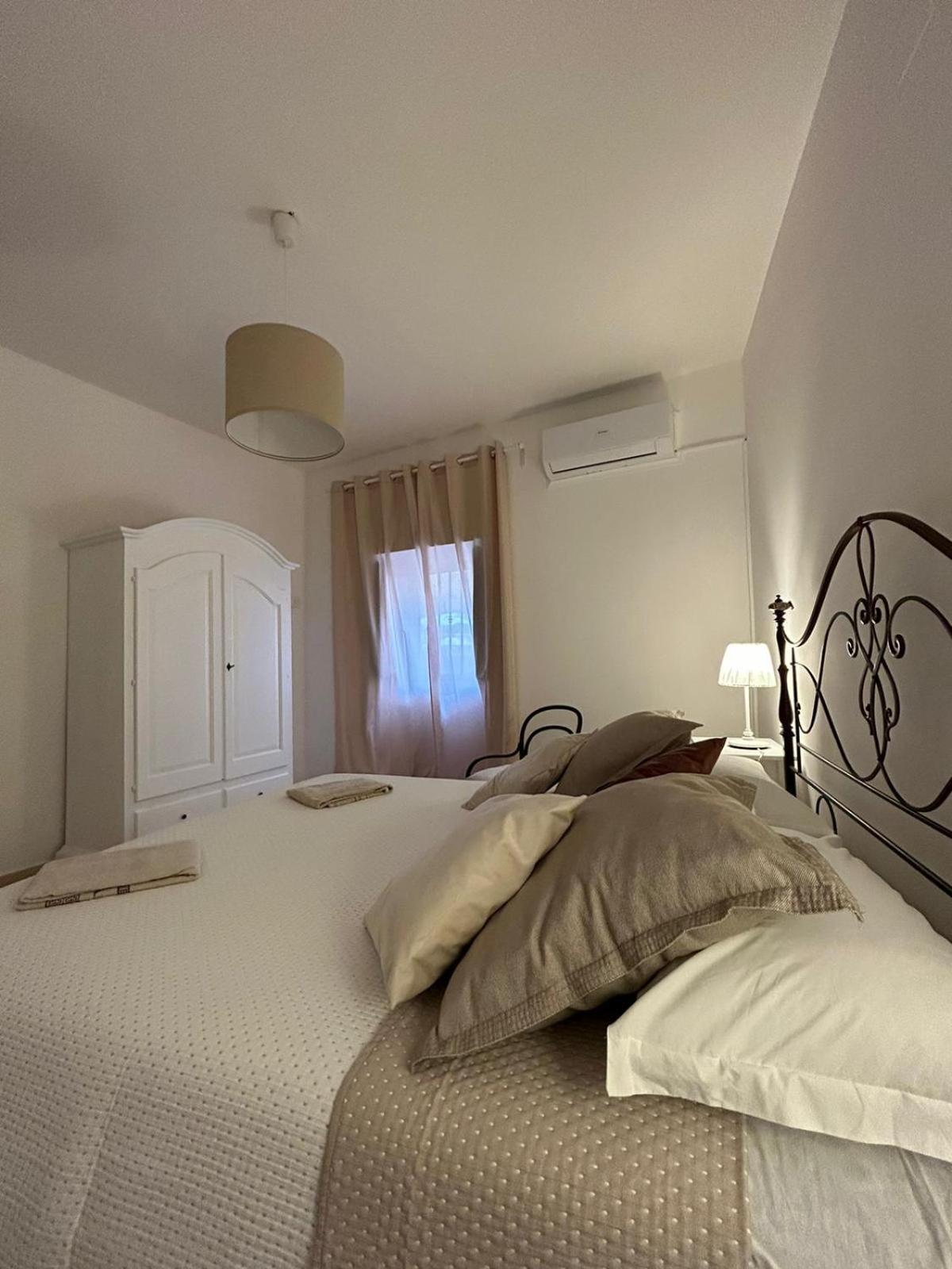 Apartamento L'Acqua Marin Bari Exterior foto