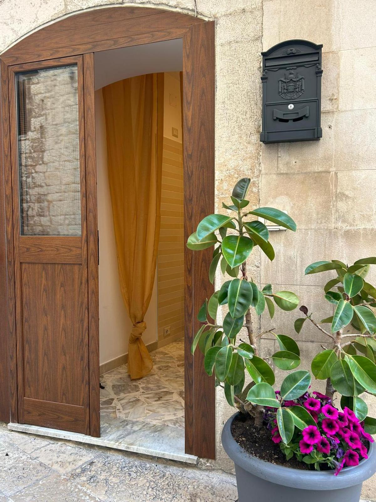 Apartamento L'Acqua Marin Bari Exterior foto